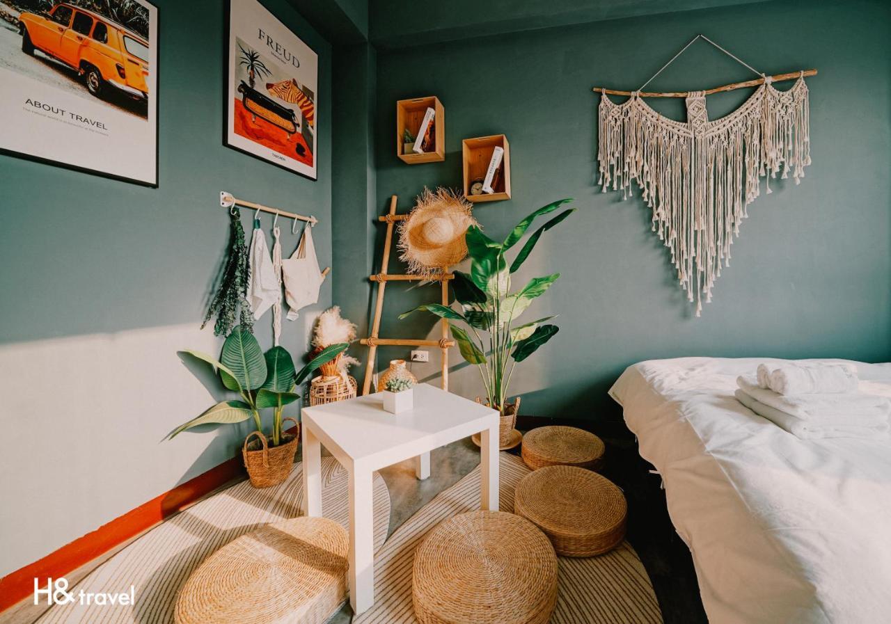 Tainan Sleepie Inn Екстериор снимка